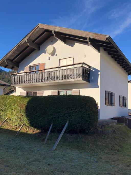 Ferienwohnung Haus Am Lechweg Reutte Exterior foto
